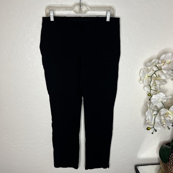 Chico's Women's Black Slimming Ankle Pull On Slacks Size 0 - Picture 1 of 8